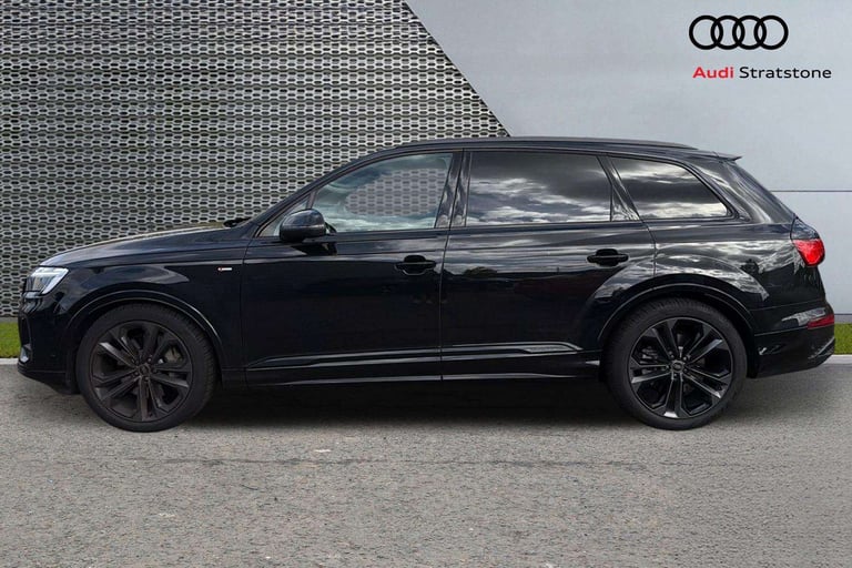 2025 Audi Q7 50 TDI Quattro Black Edition 5dr Tiptronic ESTATE DIESEL Automatic