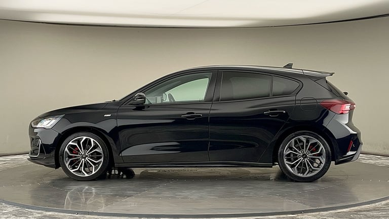 2022 Ford Focus Focus ST-Line Vignale 5 door 1.0L EcoBoost 155PS mHEV FWD 7 Speed PowerShif 5 doo...