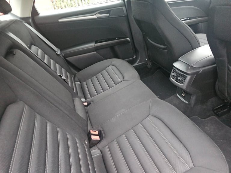 2015 Ford Mondeo 1.6 TDCi ECOnetic Zetec 5dr HATCHBACK Diesel Manual