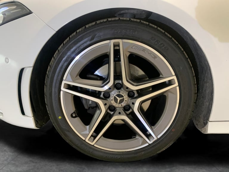 2021 Mercedes-Benz A-Class 2.0 A180d AMG Line (Executive) Hatchback 5dr Diesel Manual Euro 6 (s/s...