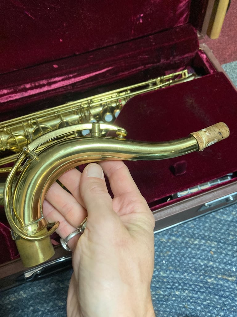 Tenor sax Mark VI copy, plays great !