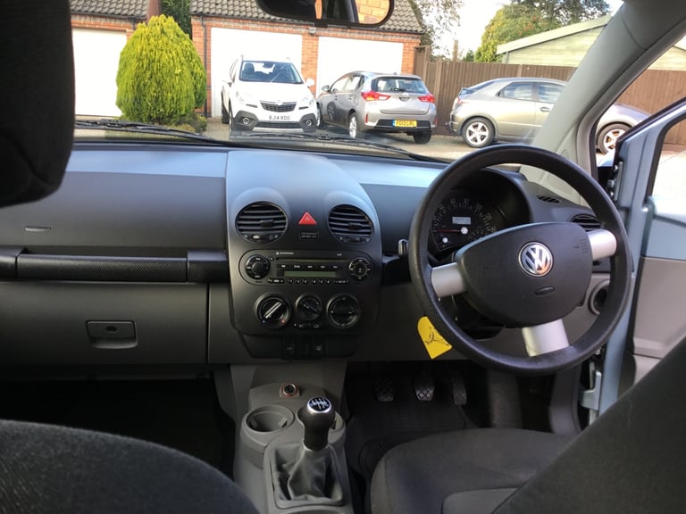 VW BEETLE 2.0.HATCHBACK 