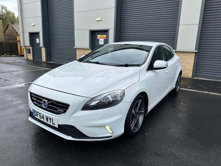 2015 Volvo V40 D2 R DESIGN Lux Nav 5dr HATCHBACK Diesel Manual