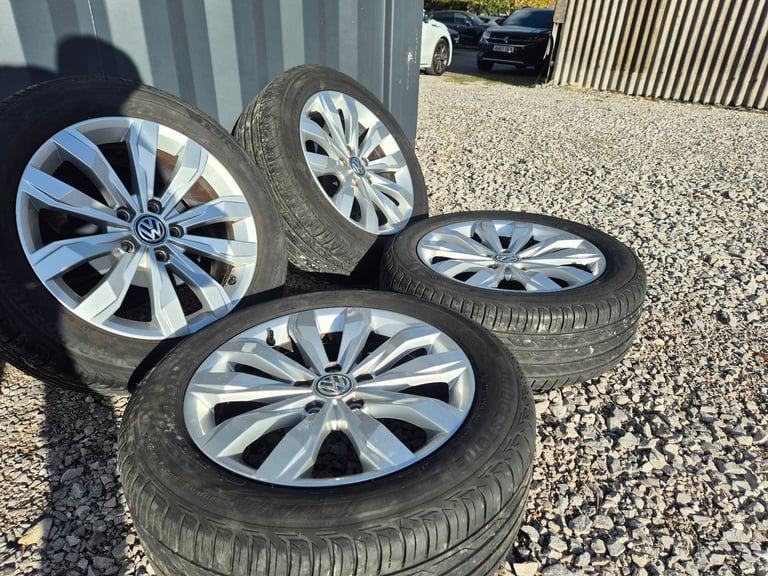 🌟Genuine Vw 17 inch 5x112 Alloy Wheels with MATCHING TYRES 7m++ GOLF PASSAT CADDY AUDI SKODA SEAT 