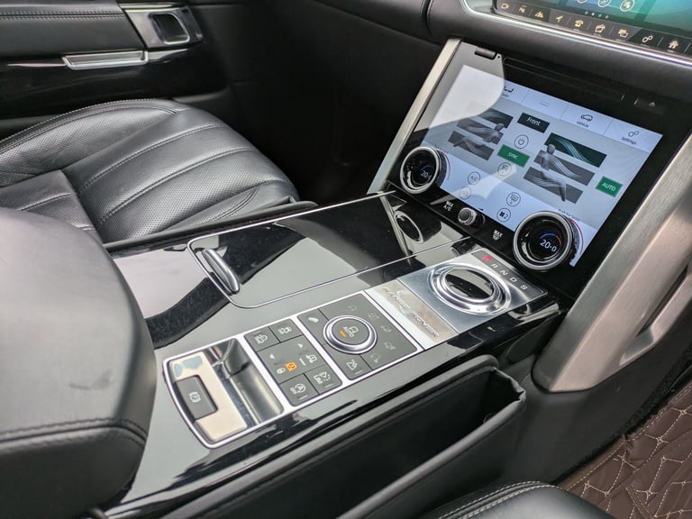 Land Rover, RANGE ROVER, Estate, 2017, Automatic, 4367 (cc), 5 doors