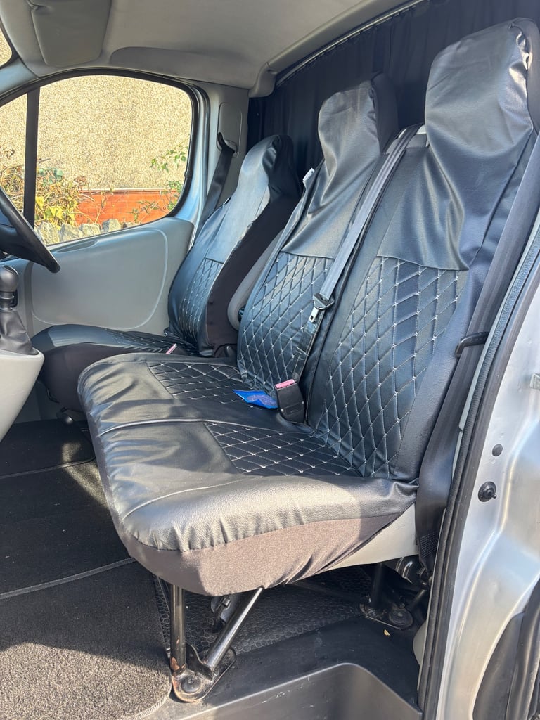 Vauxhall, VIVARO, Panel Van, 2011, Manual, 1995 (cc)