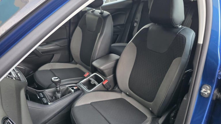 2019 Vauxhall Grandland X 1.2 Turbo Sport Nav Euro 6 (s/s) 5dr HATCHBACK Petrol Manual