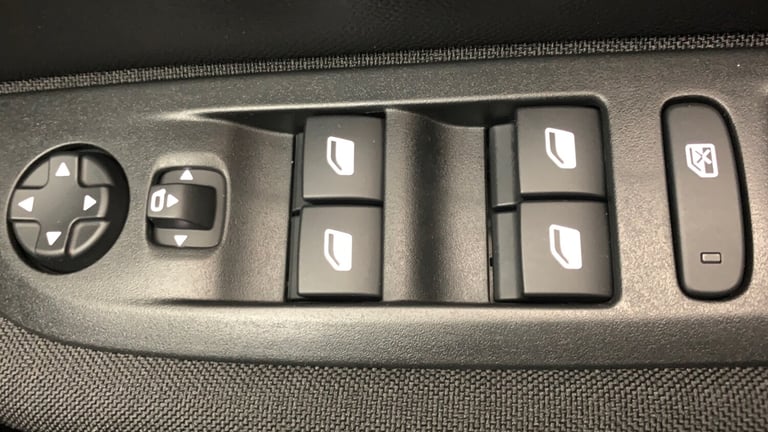 2022 Peugeot 208 1.2 PureTech Active Premium + Hatchback 5dr Petrol Manual Euro 6 (s/s) (75  Hatc...