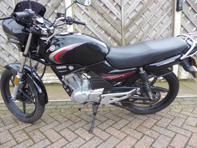 YAMAHA YBR 125 08 REG VERY LOW MILES NEW BATTERY 1 YEARS MOT