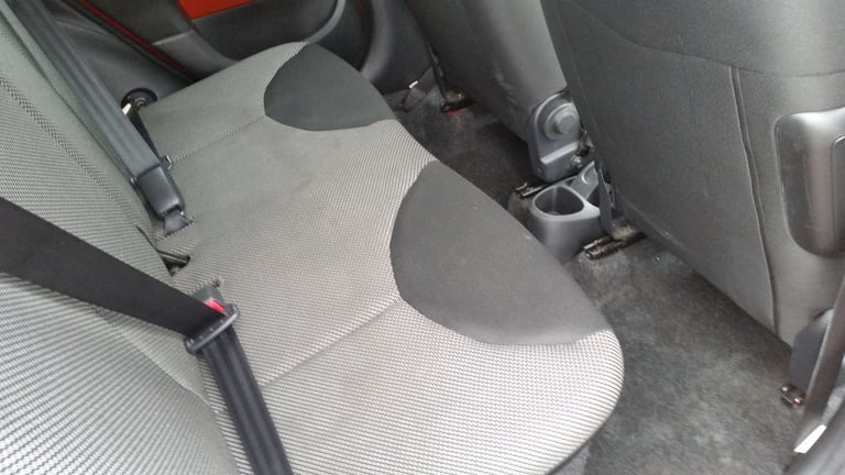 *!*BARGAIN*!* 2012 Toyota Aygo 1 Litre **FULL YEARS MOT** **£20 road tax** C1 107