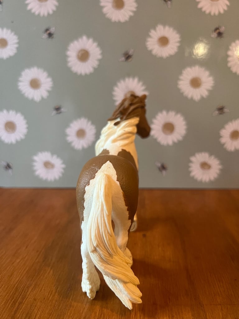 Schleich Tinker Mare Horse Figure13773 Farm World 2014 Brown andWhite