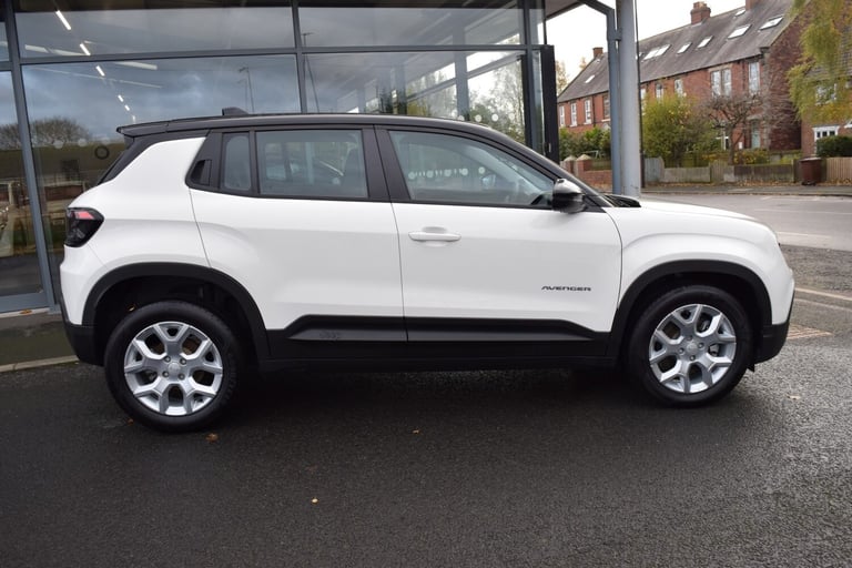 2024 Jeep AVENGER 115kW Altitude 54kWh 5dr Auto HATCHBACK Electric Automatic