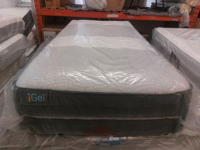 image for NEW 3ft Single DISCONTINUED Igel 3000 pocket mattress