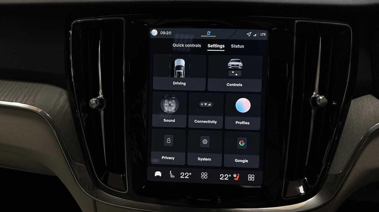 2025 Volvo V60 2.0 T8 [455] PHEV Ultra Dark 5dr AWD Auto ESTATE PETROL/ELECTRIC Automatic