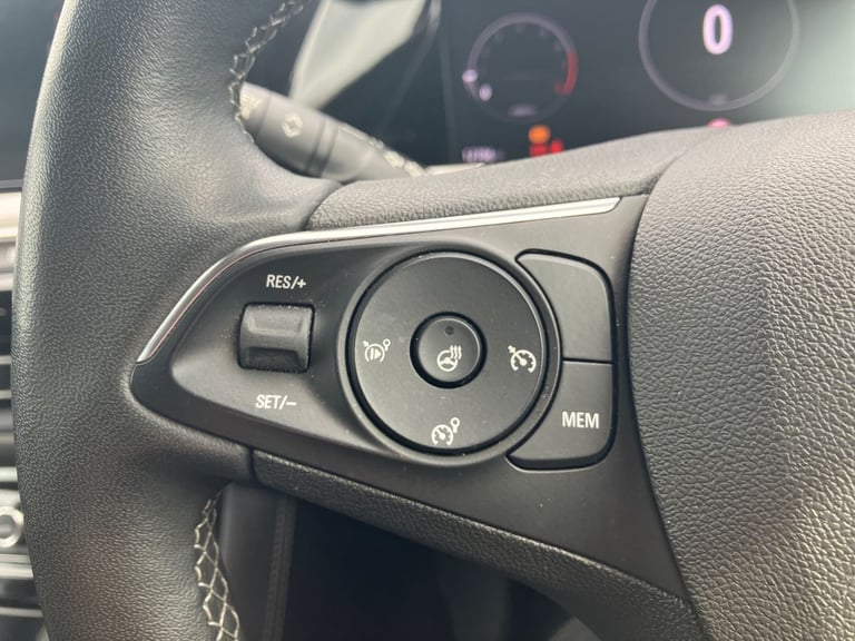 2023 Vauxhall Grandland 1.2 Turbo Ultimate 5dr Hatchback PETROL Manual