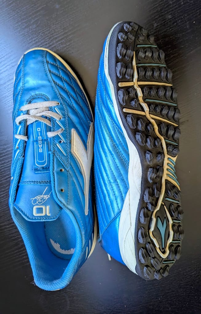 image for Limited edition Diadora Baggio football boots 