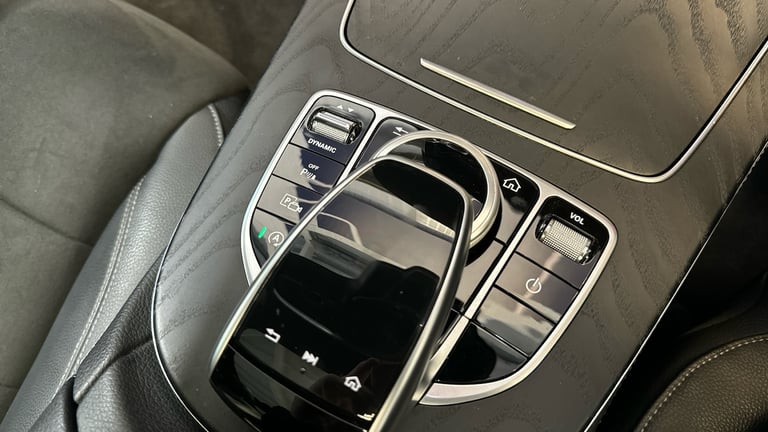 2020 Mercedes-Benz E-Class E 300 D Amg Line Edition Premium Plus Saloon Diesel Automatic