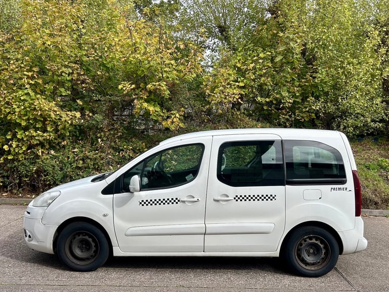 2015 Peugeot Partner Tepee 1.6 e-HDi 92 S 5dr EGC MPV Diesel Automatic