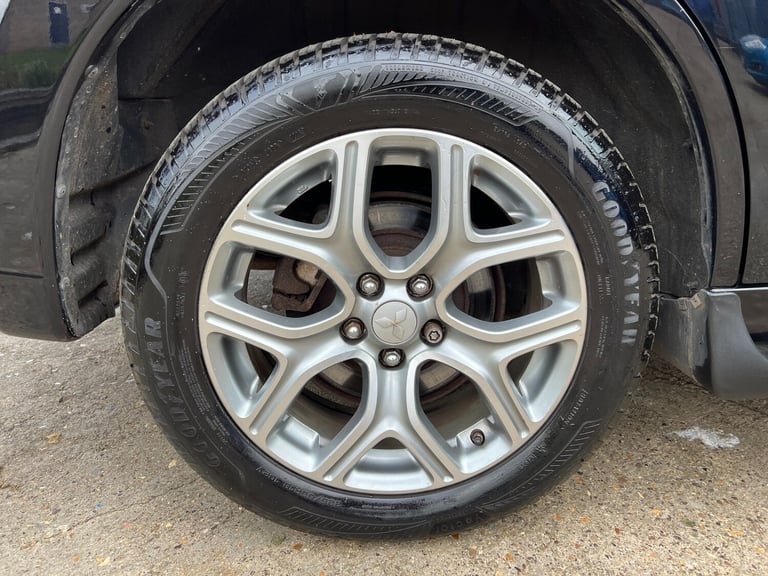 2015 Mitsubishi Outlander 2.0 PHEV GX5h 5dr Auto ESTATE Petrol Parallel Phev Automatic