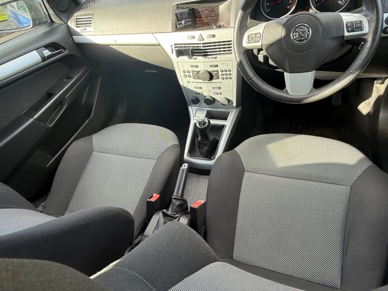 Vauxhall, ASTRA, Hatchback, 2009, Manual, 1598 (cc), 5 doors