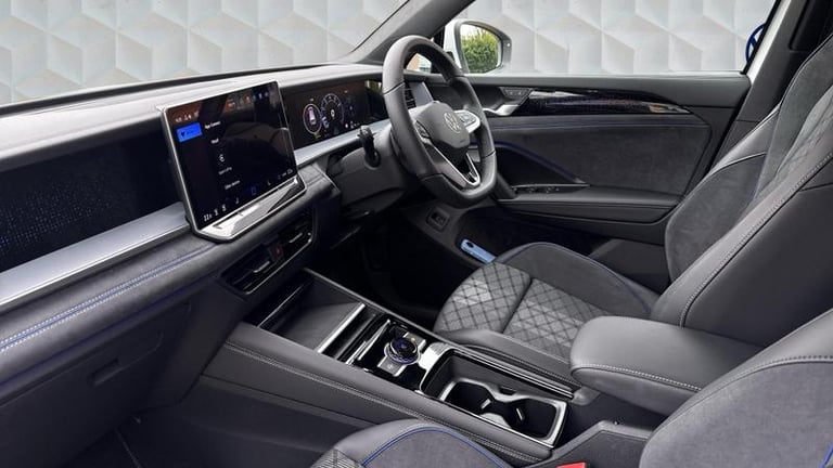 2025 Volkswagen Touran 1.5 eTSI (150ps) R-Line DSG Automatic Estate Hybrid Automatic