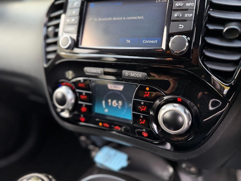 2017 Nissan Juke 1.2 DiG-T N-Connecta 5dr HATCHBACK PETROL Manual