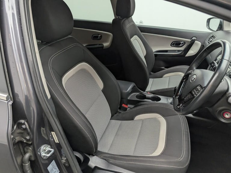 2015 Kia Ceed 1.6 GDi EcoDynamics 3 Hatchback 5dr Petrol Manual Euro 5 (s/s) (133 bhp) -  HATCHBA...