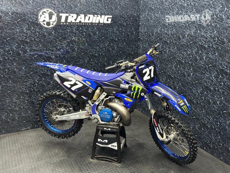 Yamaha YZ 250 2022 ( MX / MOTOCROSS / ENDURO ) @ AJ TRADING