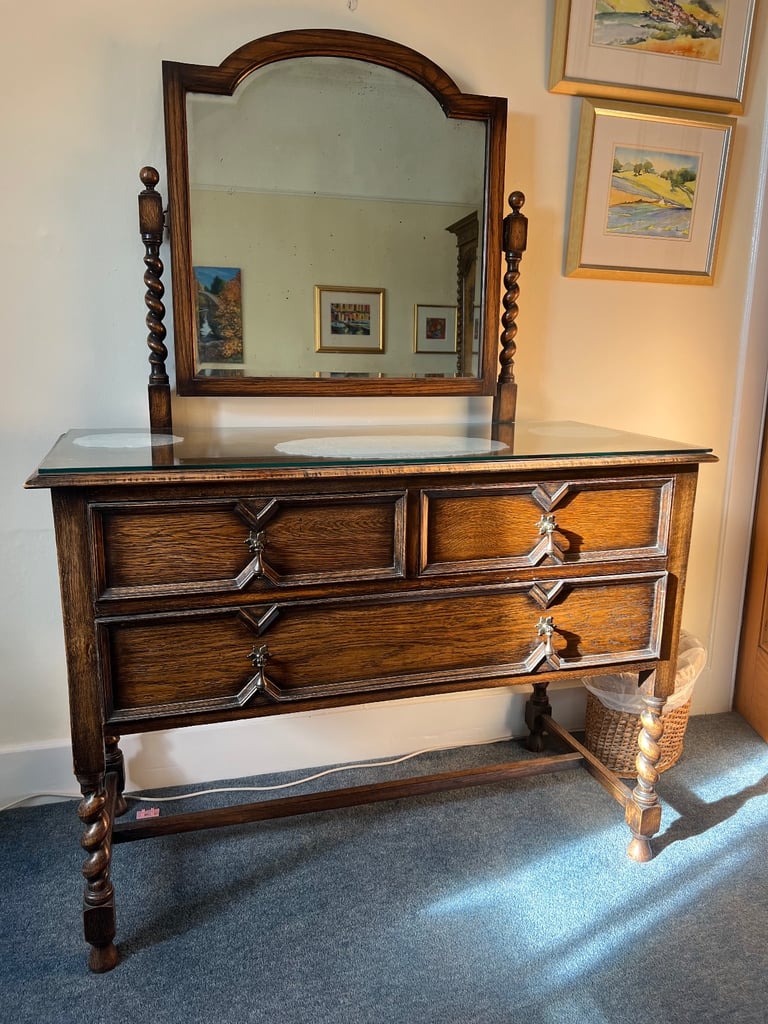 Antique Bedroom Set 