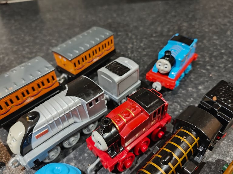 Thomas the Tank Engine & Friends Metal Diecast Take n Play Fisher Price Bundle James Spencer Emily