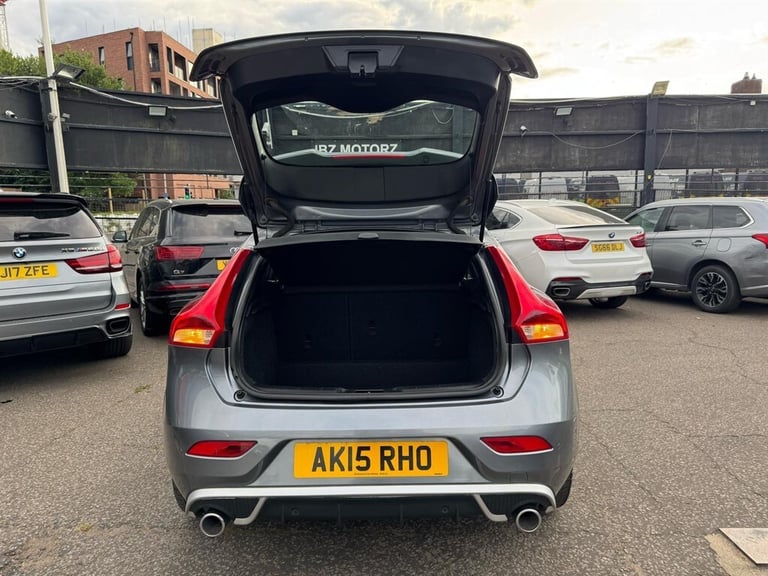 2015 Volvo V40 2.0 D4 R-Design Euro 6 (s/s) 5dr Hatchback Diesel Manual