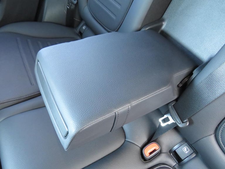 2024 Mercedes-Benz GLC GLC 300e 4Matic AMG Line 5dr 9G-Tronic ESTATE PETROL/ELECTRIC Automatic