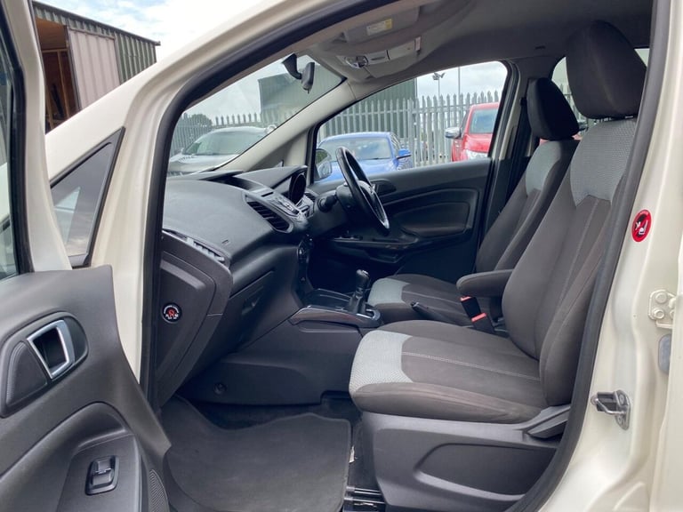 2015 Ford Ecosport 1.0T EcoBoost Zetec SUV 5dr Petrol Manual 2WD Euro 6 (s/s) (125 ps) HATCHBACK ...