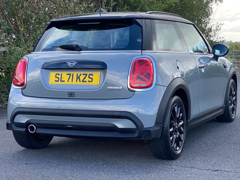 2021 MINI Hatch 1.5 Cooper Classic Auto 3dr - Apple CarPlay &amp; Sat Nav &amp; Cruise Control HA...