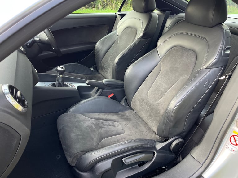 2007 Audi TT 2.0 T FSI Turbo 200hp 2dr Coupe 6 Speed Manual  COUPE Petrol Manual