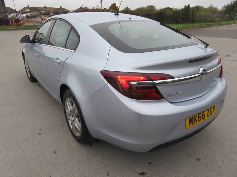 2016 Vauxhall Insignia 1.6 CDTi ecoFLEX Design 5dr [Start Stop] HATCHBACK DIESEL Manual