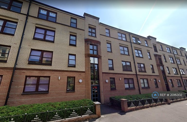 2 bedroom flat in Otago Street, Glasgow, G12 (2 bed) (2016302) in