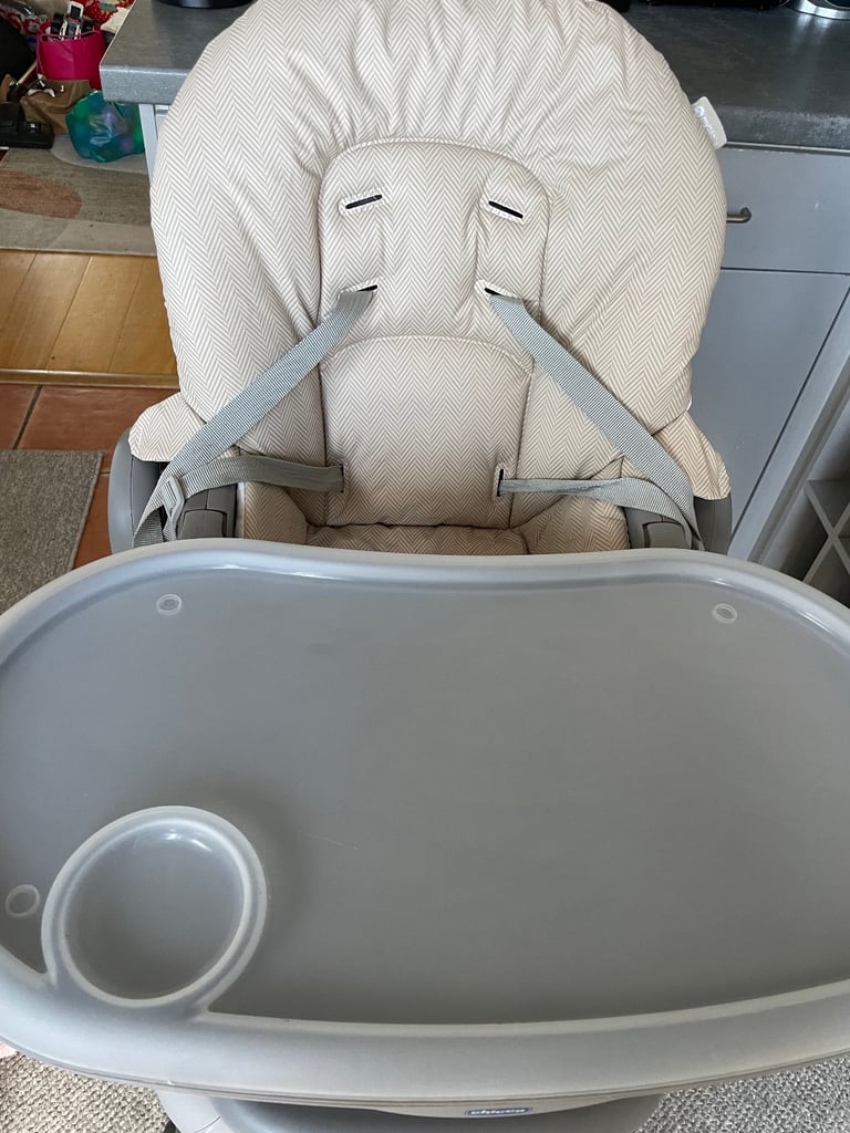 Chicco highchair