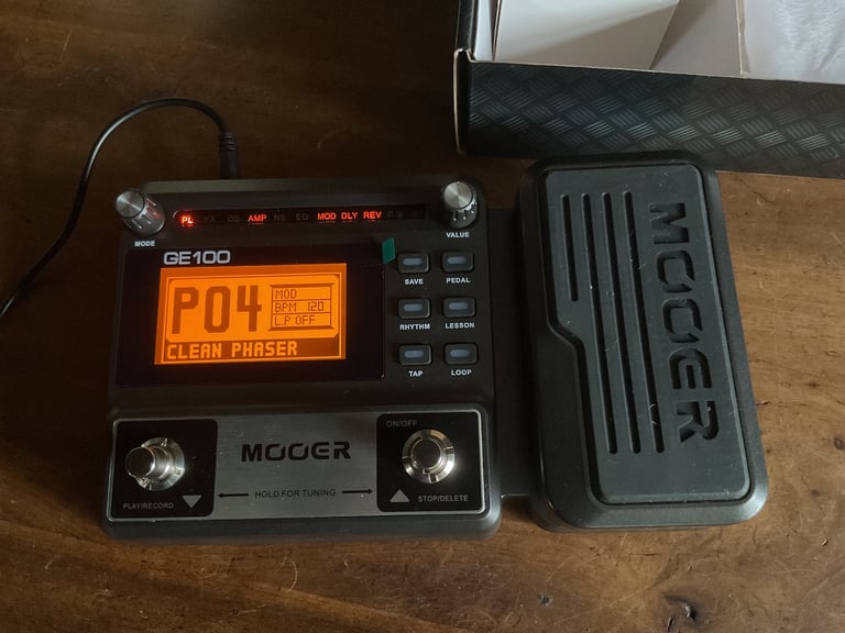 Yamaha AEX500 (plus freebie)