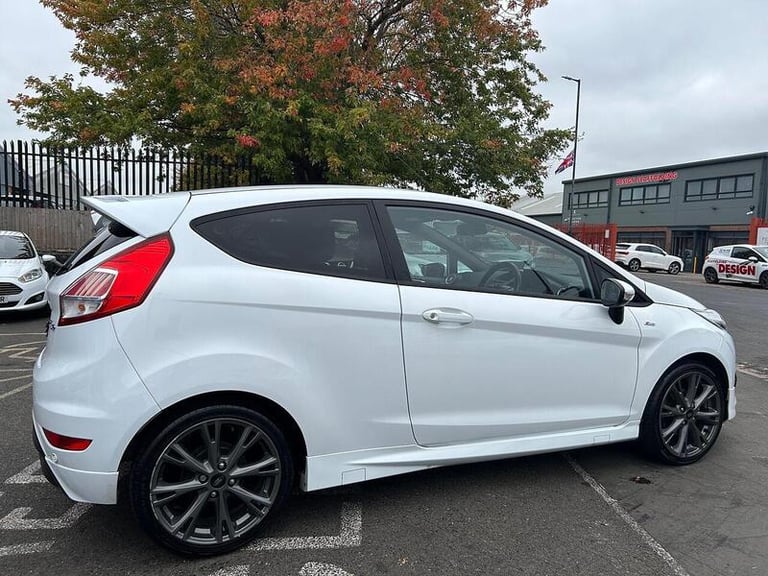 2016 Ford Fiesta 1.0 EcoBoost 125 ST-Line 3dr HATCHBACK PETROL Manual