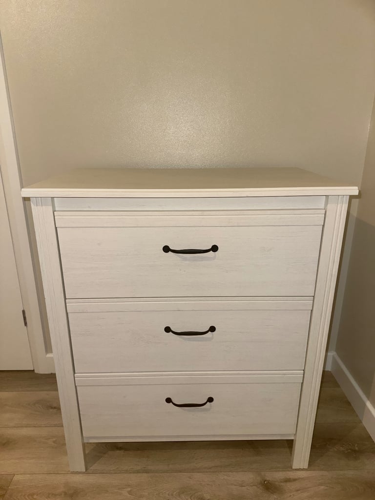 image for Chest of Drawers (3)