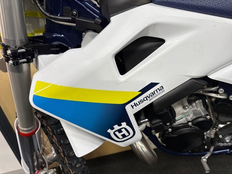 2025 Husqvarna Offroad Motorcross TC 250 Petrol white 5 Speed