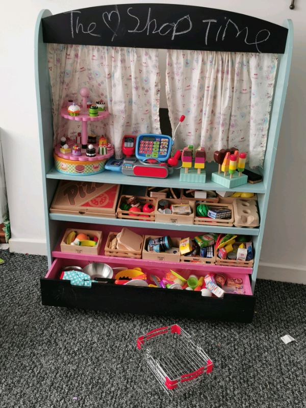 Lovely wooden cafe/ shop/ theatre play unit