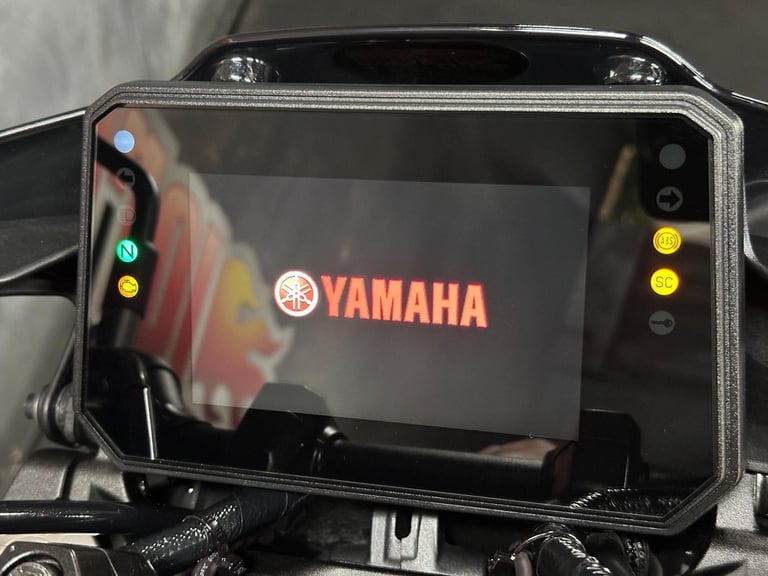 2024 Yamaha MT-09 900 Hyper-naked Euro 5