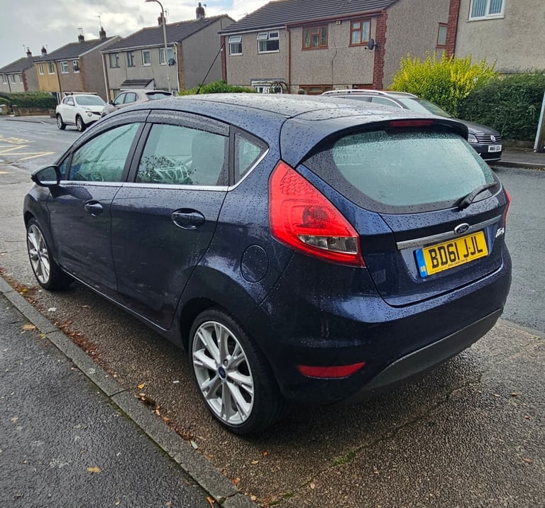 Ford, FIESTA, Hatchback, 2011, Manual, 1242 (cc), 5 doors