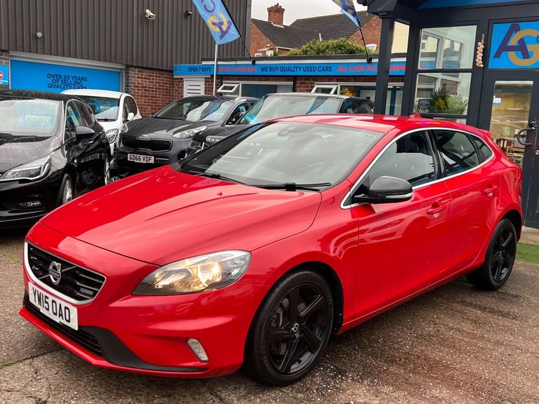 2015 Volvo V40 2.0 D4 R-Design Nav Hatchback 5dr Diesel Manual Euro 6 (s/s) (190 ps) HATCHBACK Di...