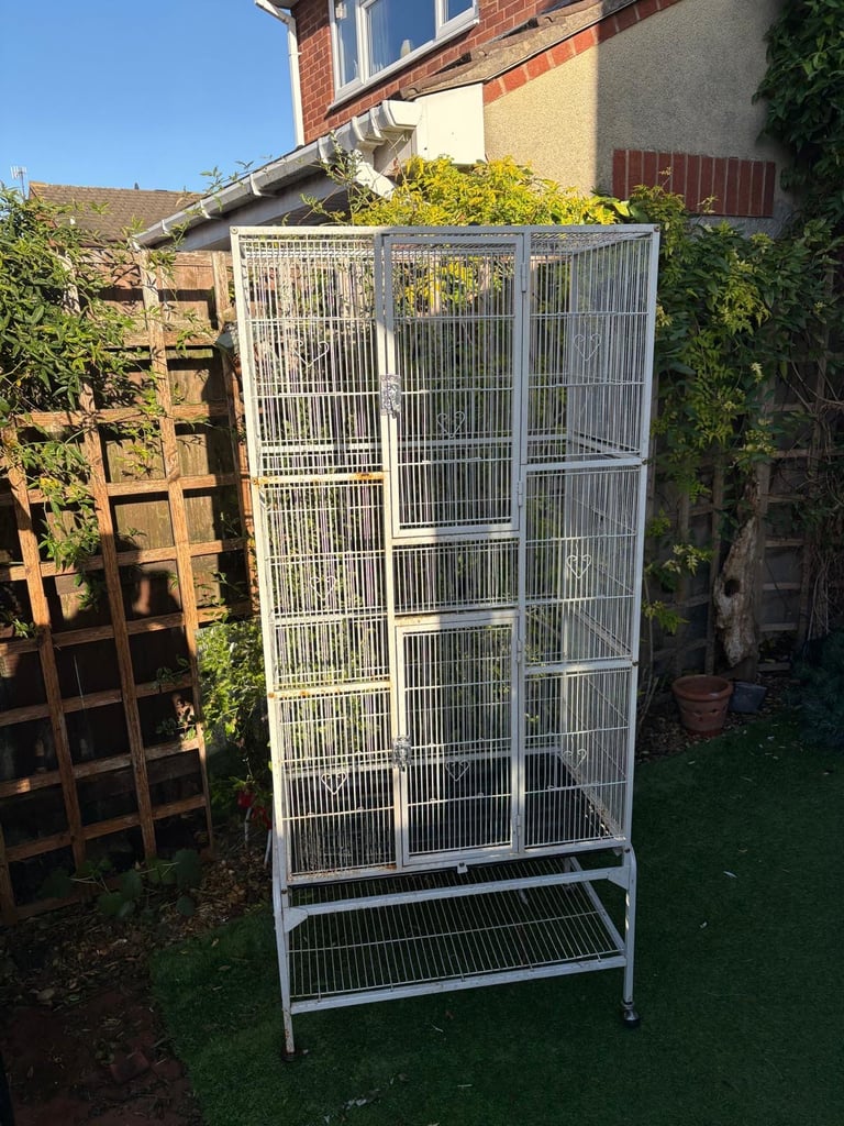 image for White Parrot Cage