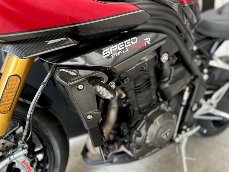 Stunning Low Mileage 2021/71 Triumph Speed Triple 1200 RR Motorcycle 