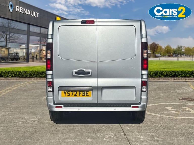 2022 Renault Trafic 270 EX 5dr Tip Auto [7 Seat] Crew Bus Diesel Automatic