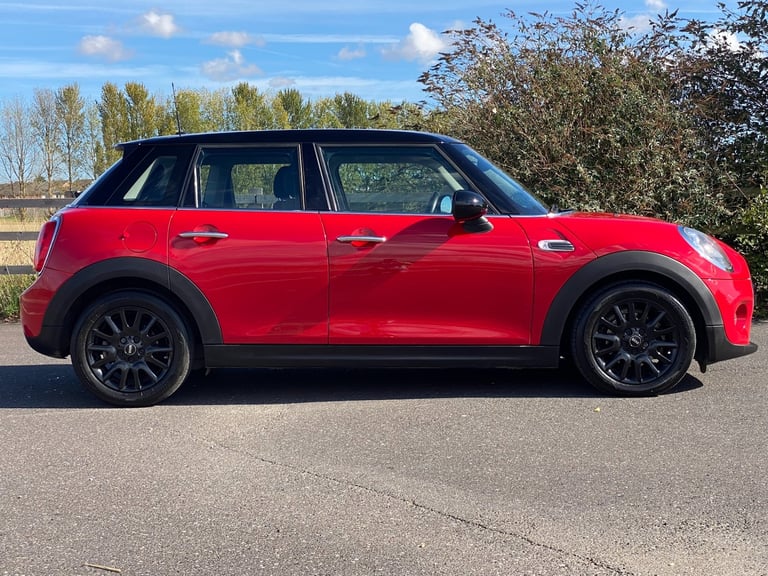 2017 MINI Hatch 1.5 Cooper 5dr - Pepper Pack &amp; Parking Sensors &amp; Full Mini History HATCHB...